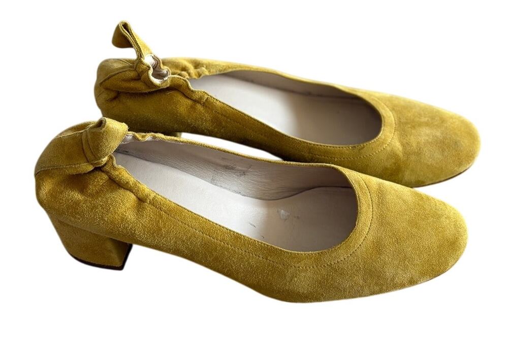 Everlane Day Heel 9 Mustard Yellow Suede Block Heel Pumps Made in Italy Flats